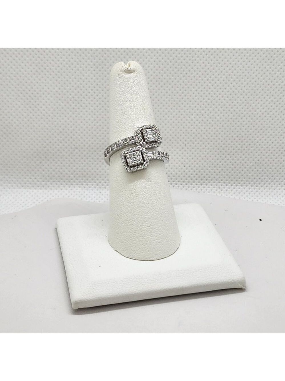 Brand New Sterling Silver 925 Baguette Style Ring